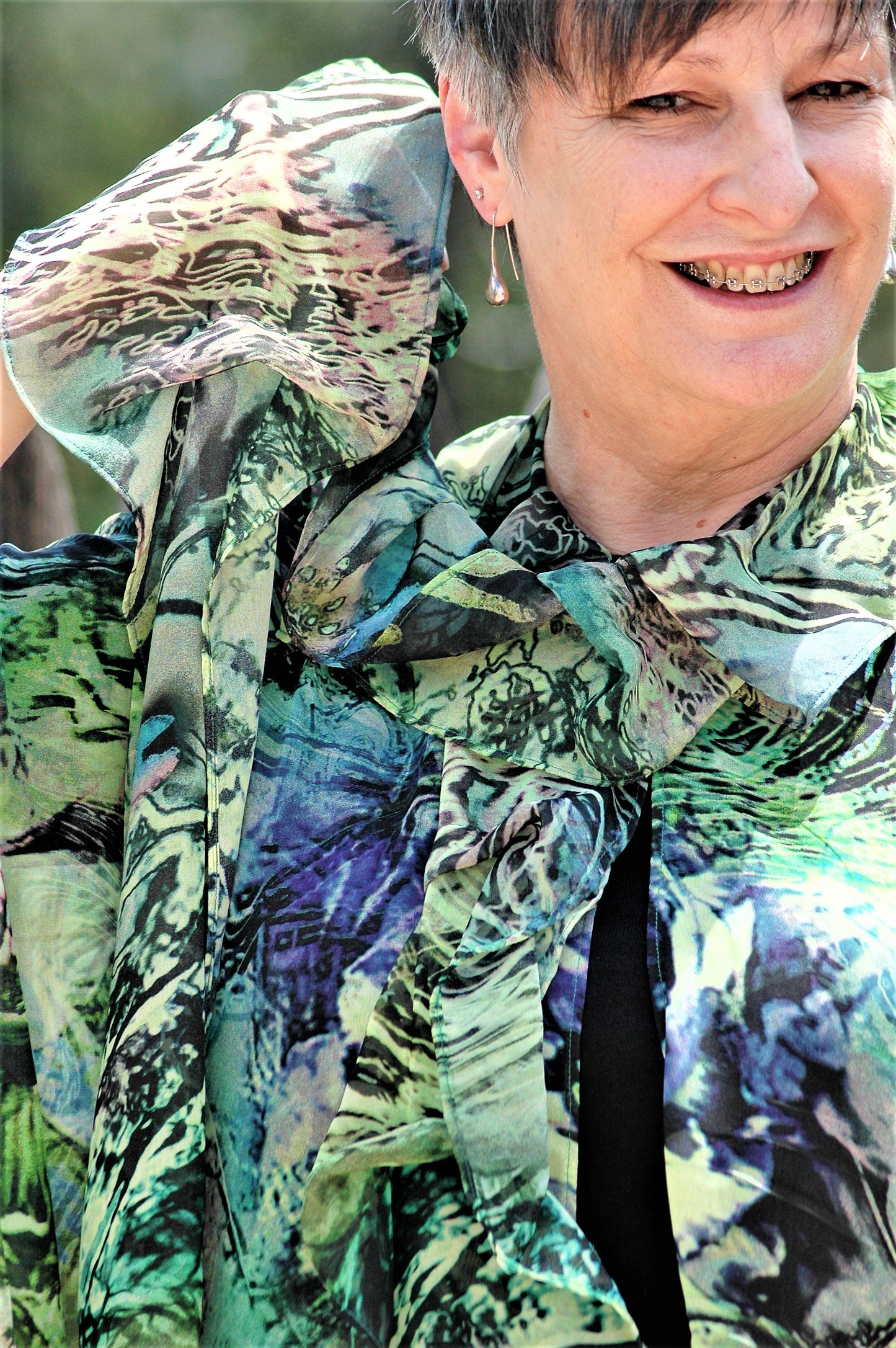 Silk kimono open jacket with built scarf with pleats