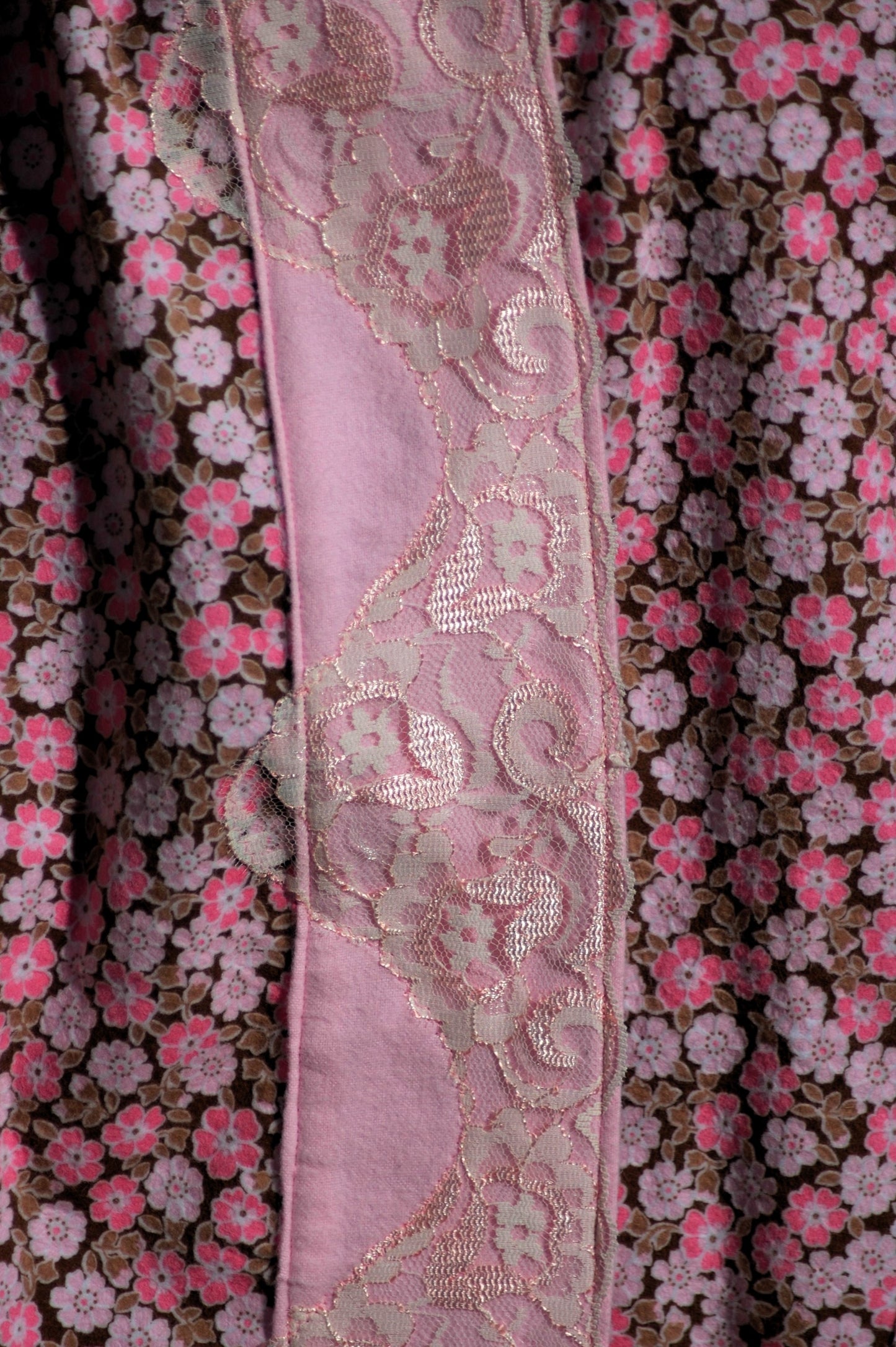 Tiny floral flannel wrap robe with lace trim