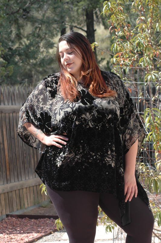 Silk poncho in a burnout velvet for that special event